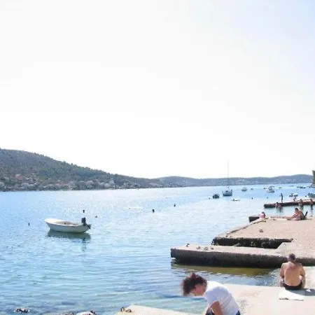 Mujan Apartamento Podglavica