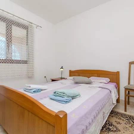 Apartment Mujan Podglavica
