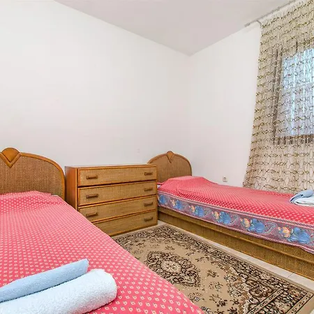 Apartment Mujan *